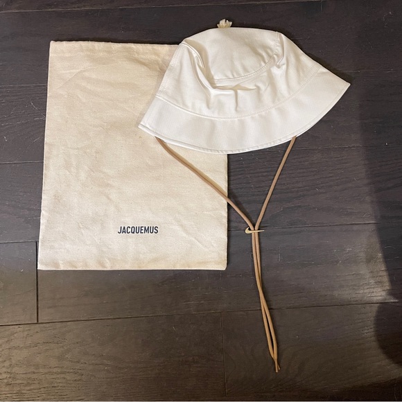 🆕Nike x Jacquemus white Bucket Hat size large/X-Large brand new - Picture 1 of 7